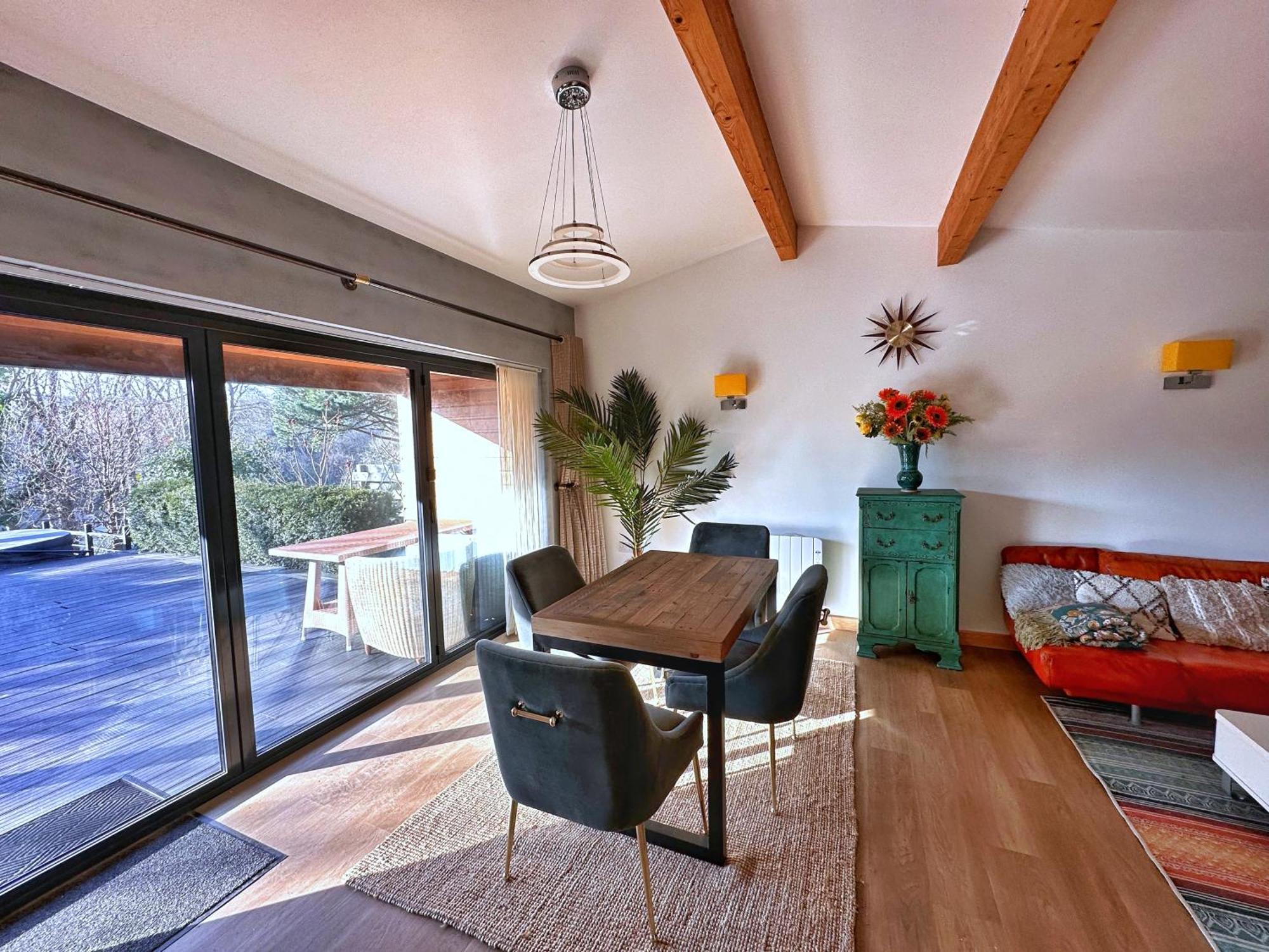 Holiday home Chy Mena. South Facing With Hot Tub & Views. *