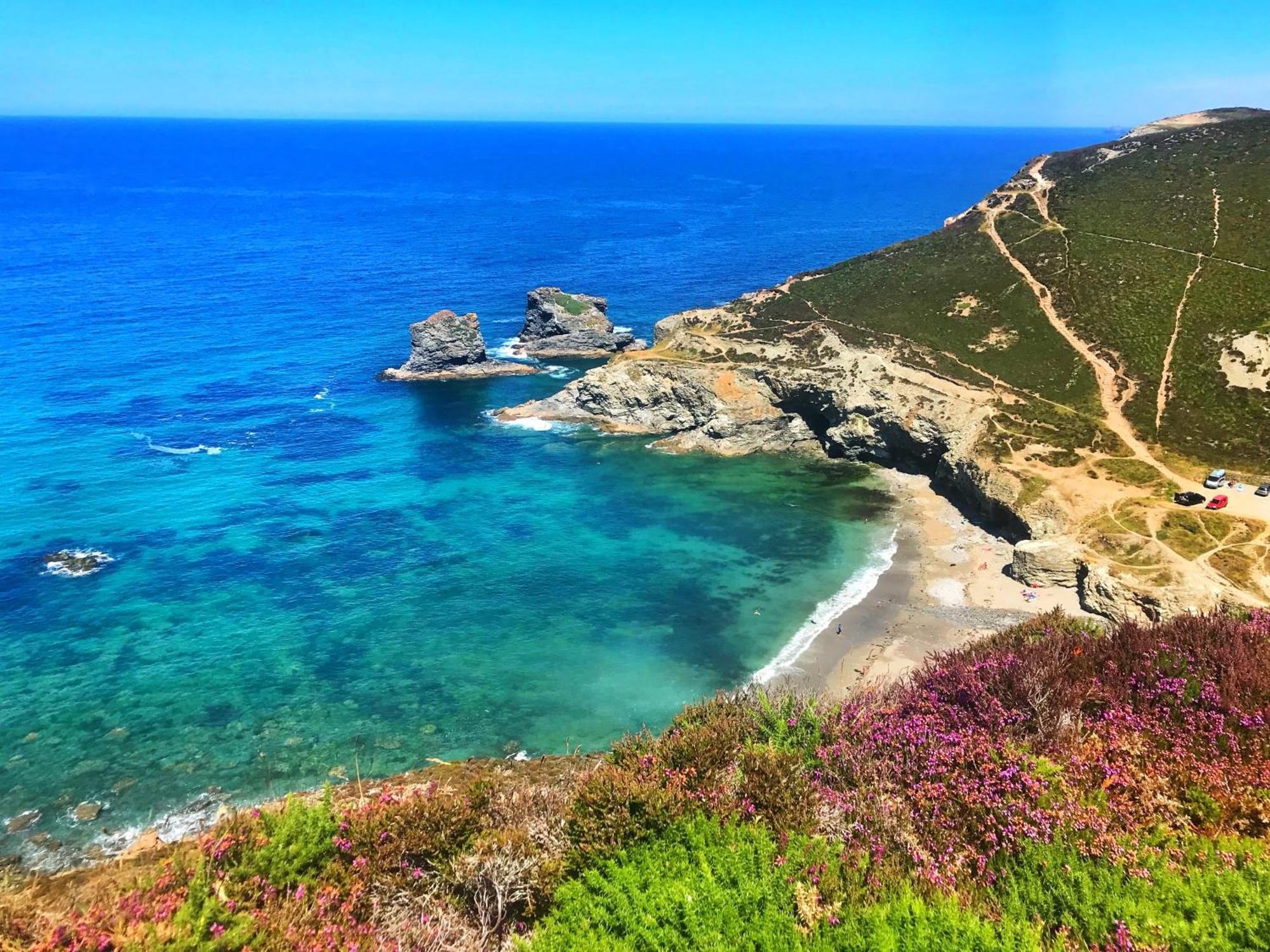 Holiday home Chy Mena. South Facing With Hot Tub & Views. St Agnes (Cornwall)